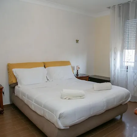 Apartment Piazza Arenella *