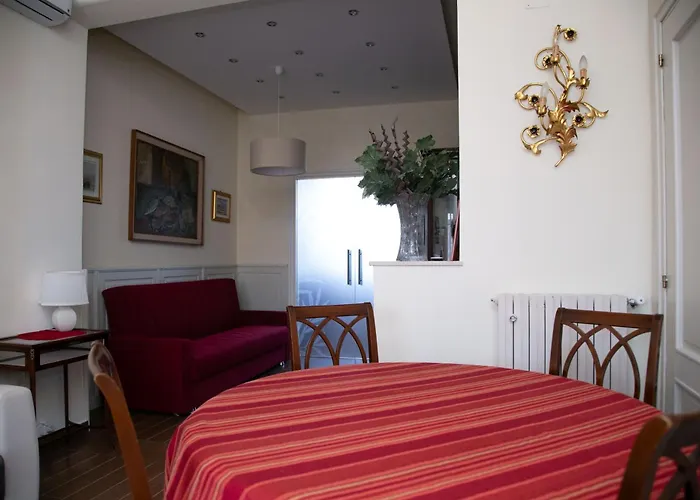 Piazza Arenella Apartment