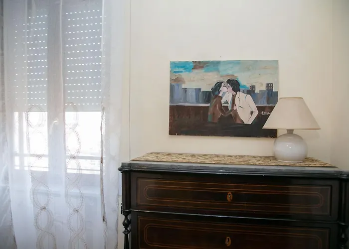 Piazza Arenella Apartment *